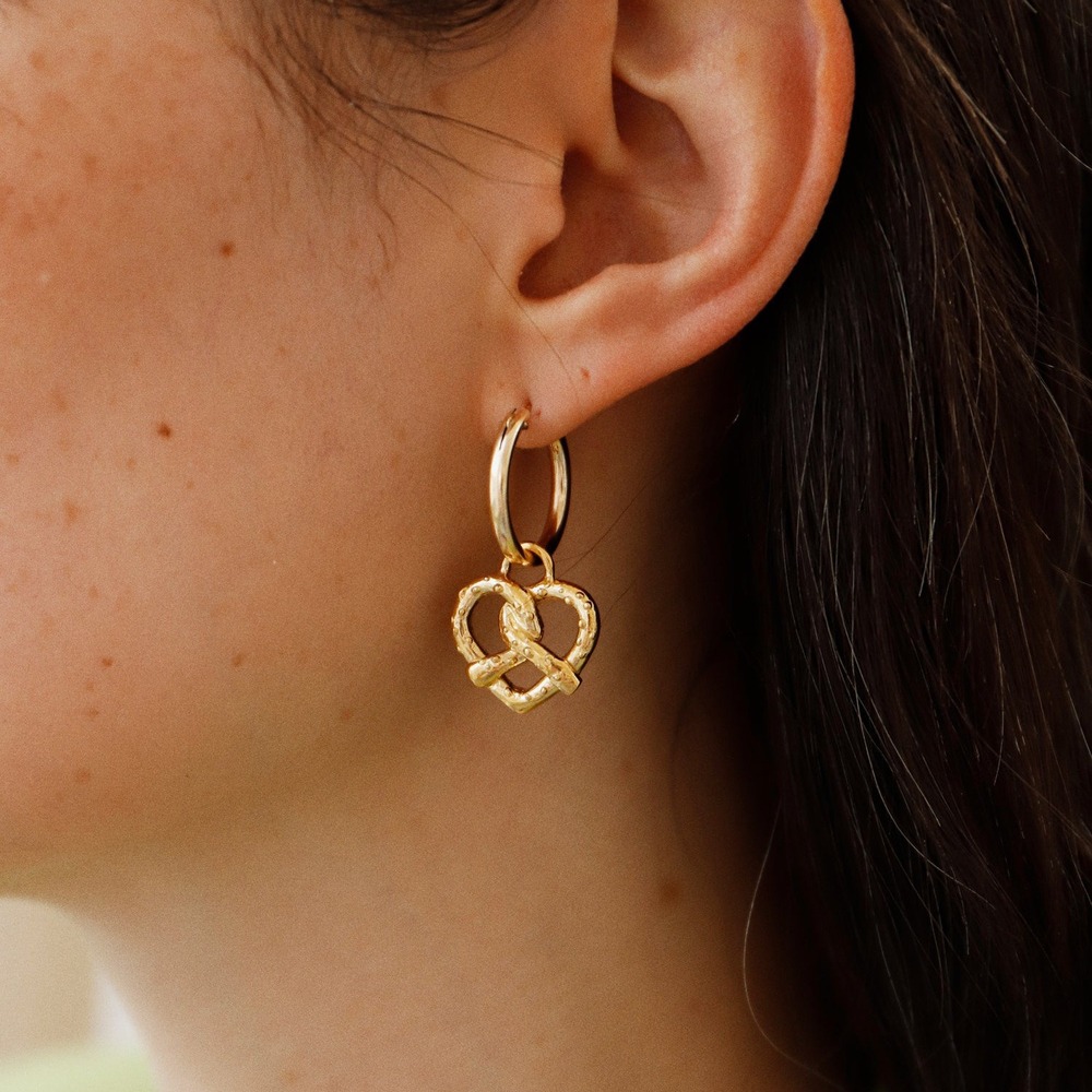 Womens 18K Gold Plated Pretzel‎ Heart Hoop Earrings Gold Textured Charm Dangle